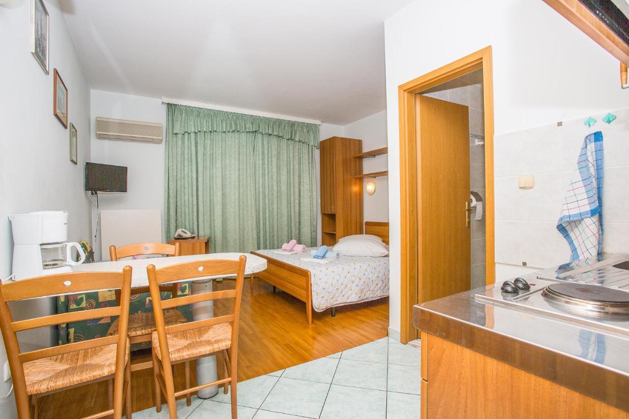 Villa Jerkan Podstrana Bagian luar foto